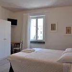 Affittacamere Dimora 16 & Garden Prato (Prato)