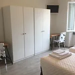 Dimora 16 & Garden Affittacamere 3*