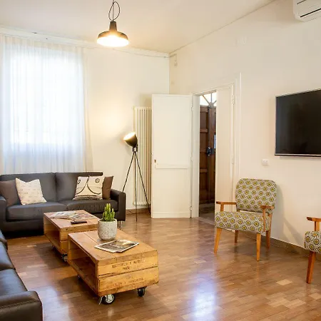 Dimora 16 & Garden Πανσιόν 3*