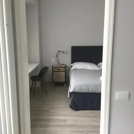 Dimora 16 & Garden 3* Πράτο