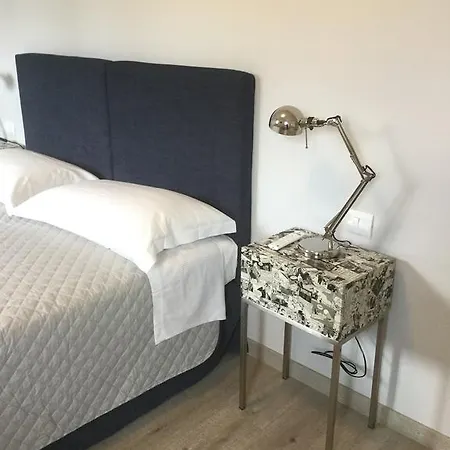 Πανσιόν Dimora 16 & Garden 3*